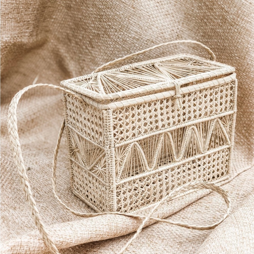 Straw Bag, KAANAS, never been worn